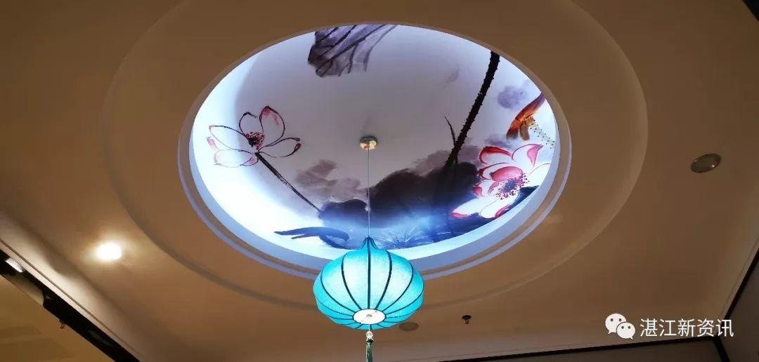 湛江家具城(旗袍与红木交相辉映成为最美的相遇)插图34 湛江家具城(旗袍与红木交相辉映成为最美的相遇)