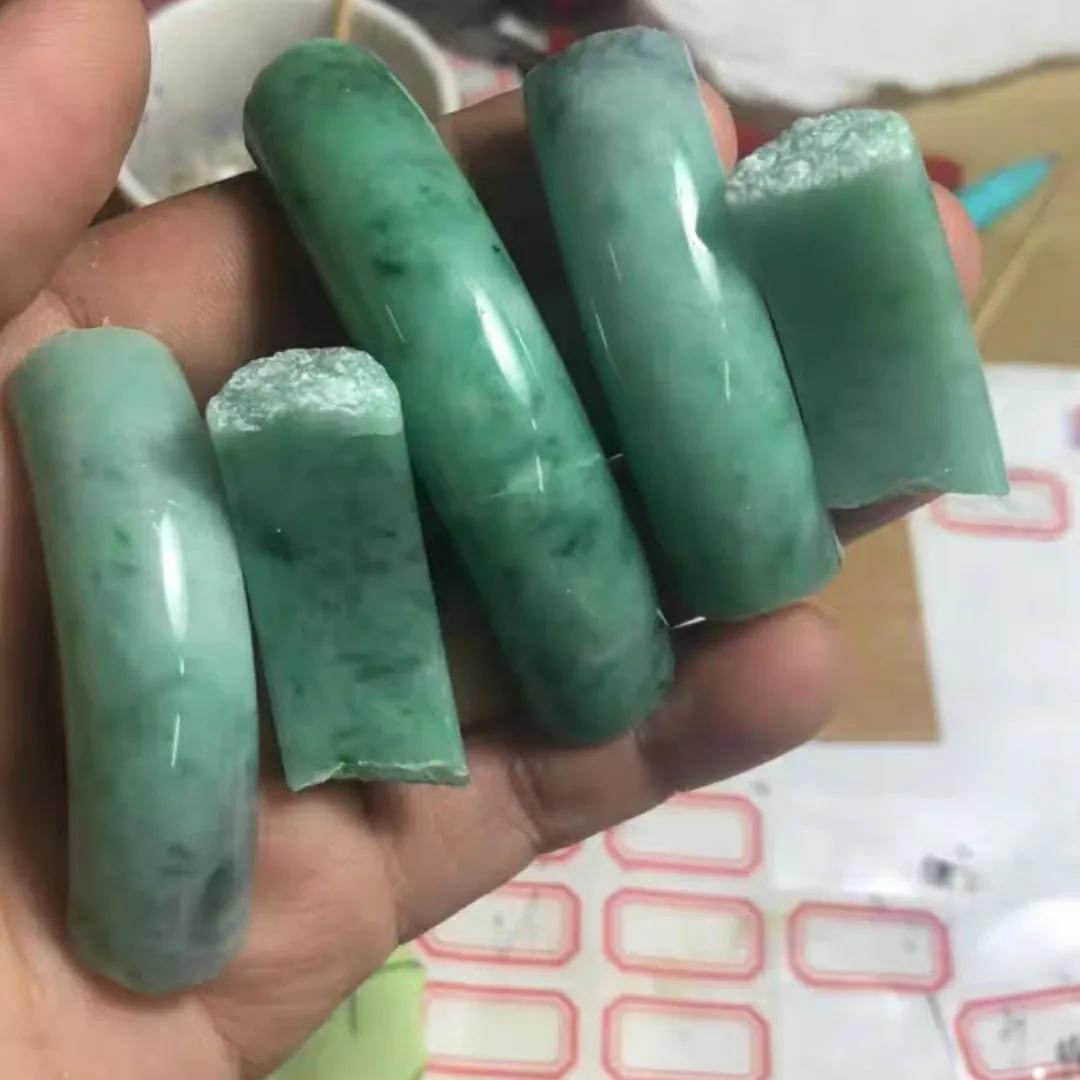 梦见玉碎了(玉手镯断了怎么办?)插图 梦见玉碎了(玉手镯断了怎么办?)