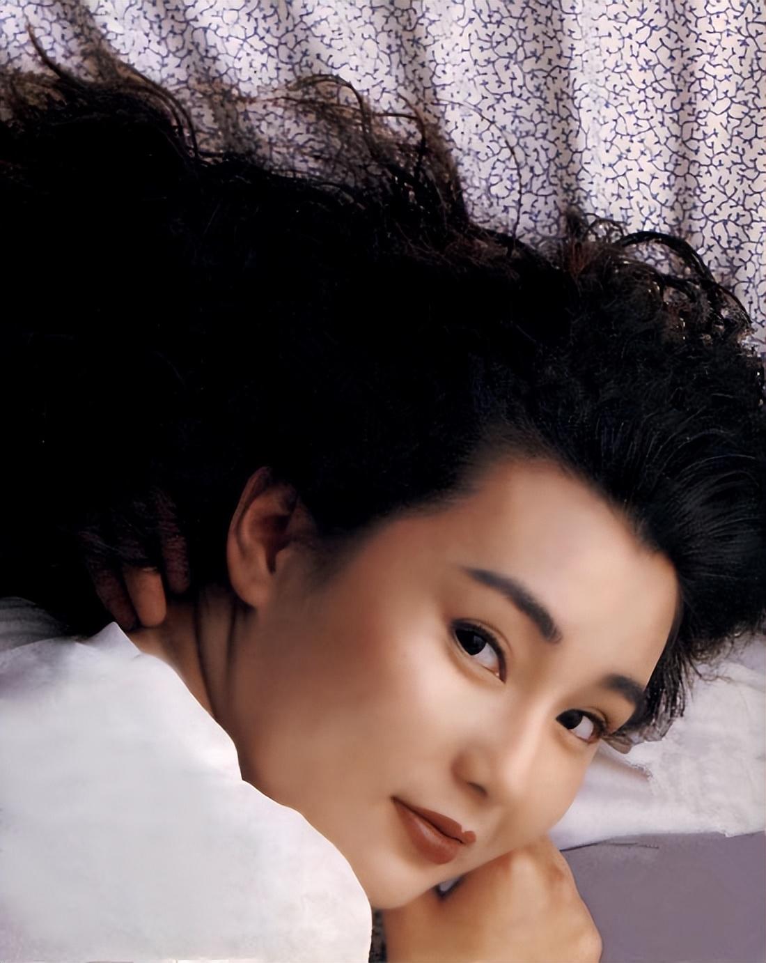 女生男相(看看现在的香港女明星,都是谁?)插图13 女生男相(看看现在的香港女明星,都是谁?)
